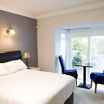 Lynfield 3* Galway