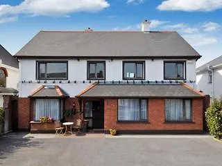 Lynfield 3*
