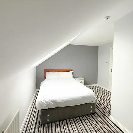 Lynfield Konukevi Galway