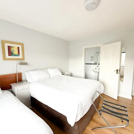 Lynfield Vendégház