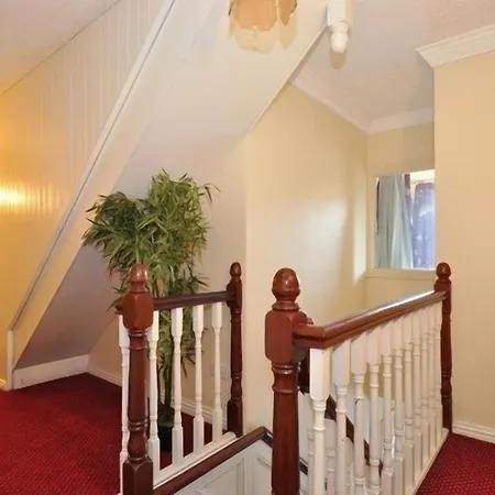 Lynfield Vendégház